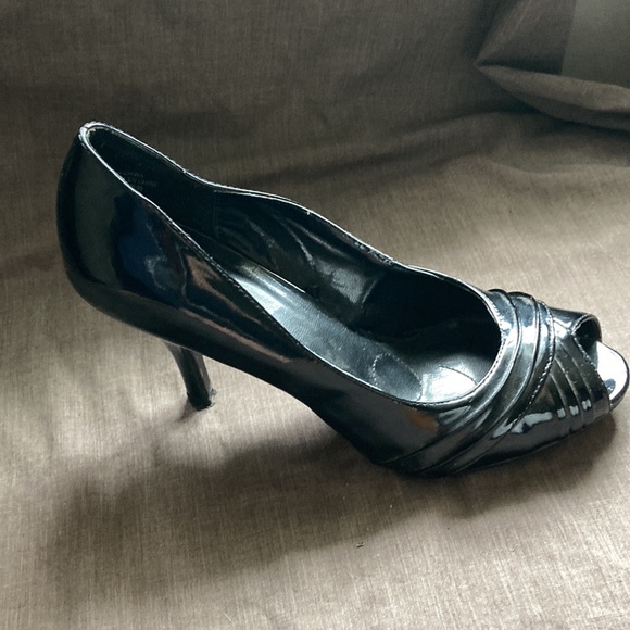 Black Peep Toe Heels - Picture 2 of 7